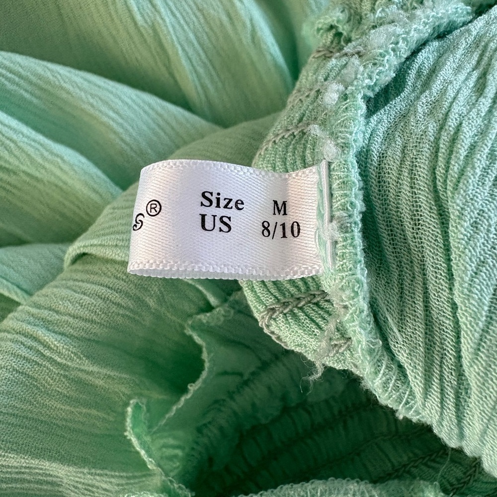 Green Ruffled Tiered Strapless Sundress - Picture 6 of 7